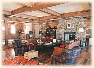 hand crafted log home by Blue Ox Logcrafters